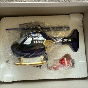Danbury Mint Baltimore RAVENS 2014 HELICOPTER RIDE Santa ORNAMENT‎ NEW in box